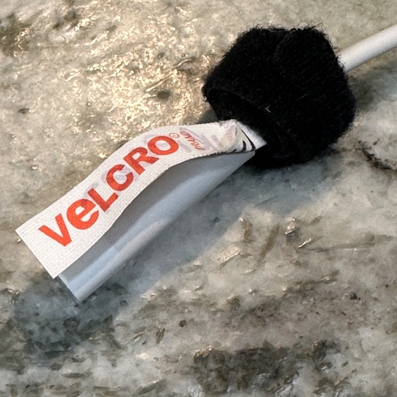 Apple AirPort Extreme 802.11ac A1521 (6th Generation) w/ Power Cord & Box Router - Picture 16 of 16